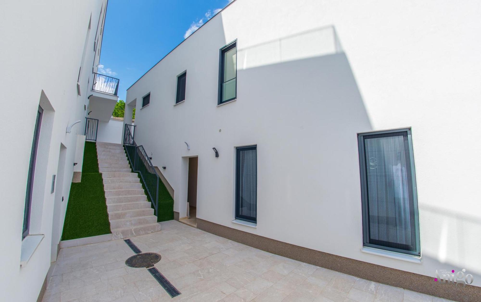 Royal Terrace Apartments Konjic Exterior photo