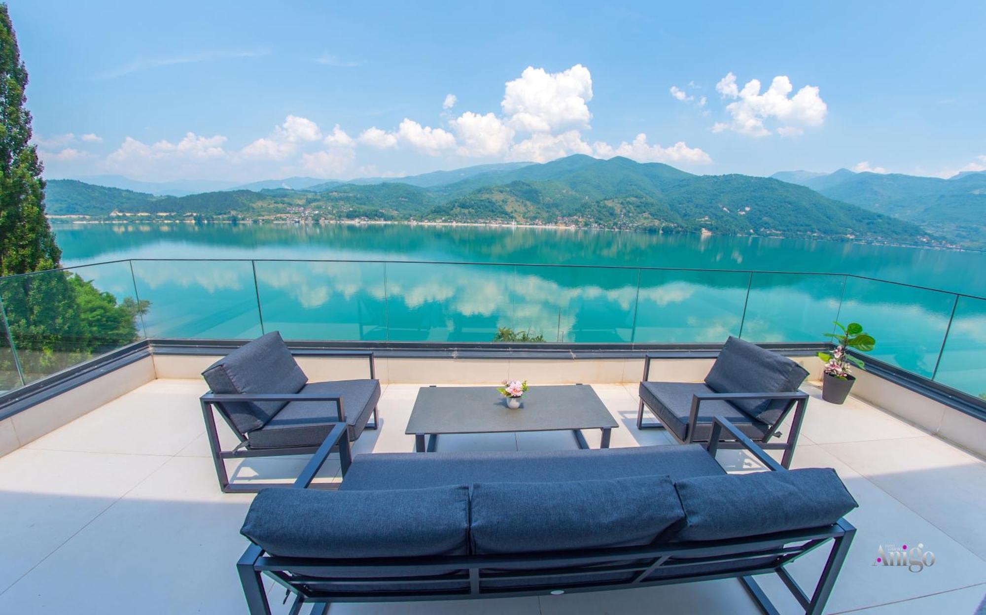 Royal Terrace Apartments Konjic Exterior photo